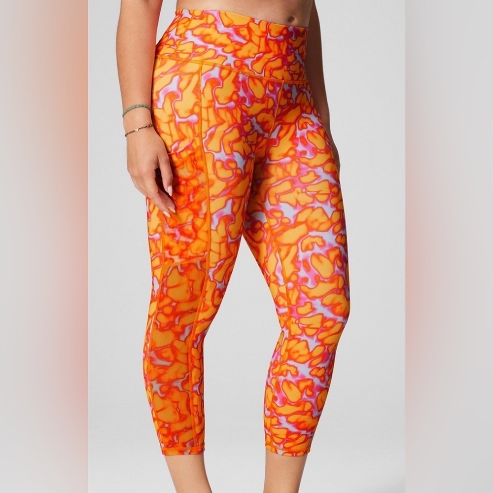 Fabletics High Waisted Powerhold Capri Leggings